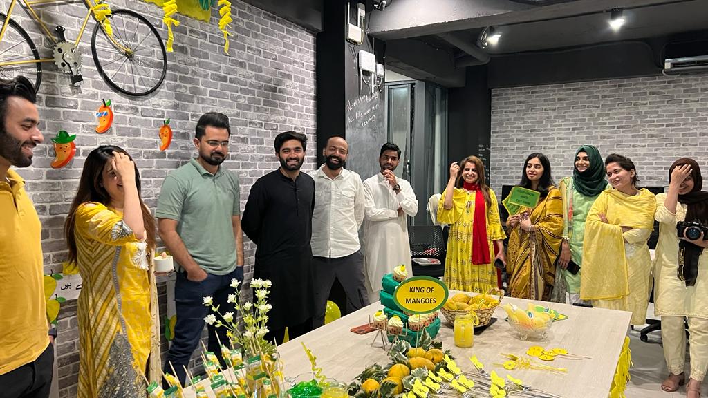 Mango Party 2024, iConnect